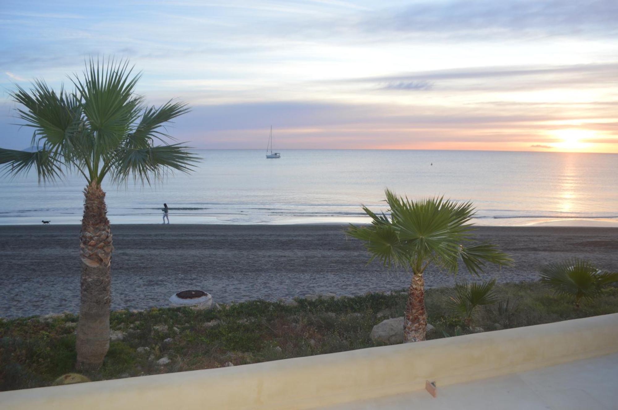Espectacular Apartamento A Pie De Playa En Chalet Roquetes Alicante Exterior foto